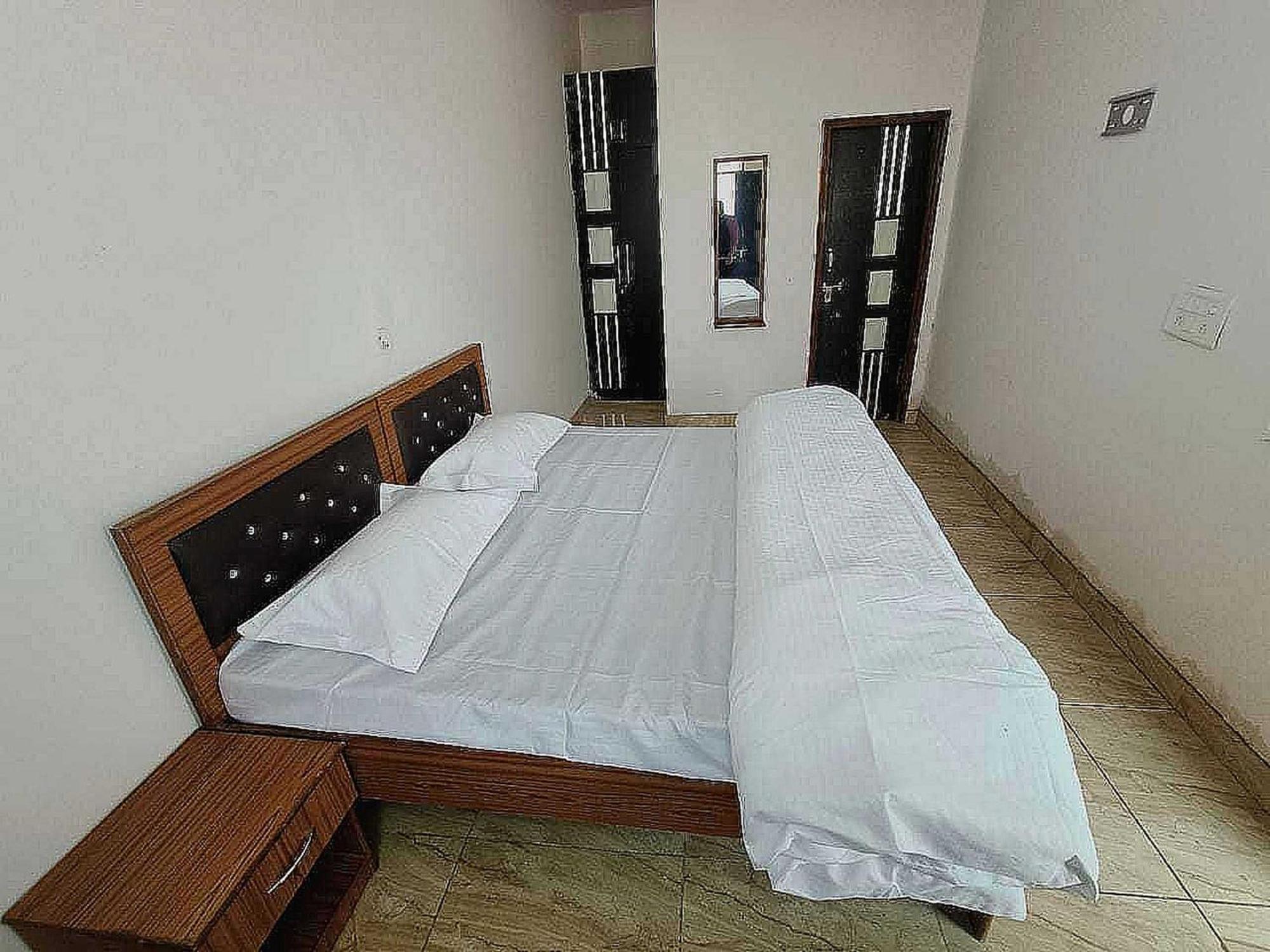 Pop New Hotel Hometown Dadri Exterior photo